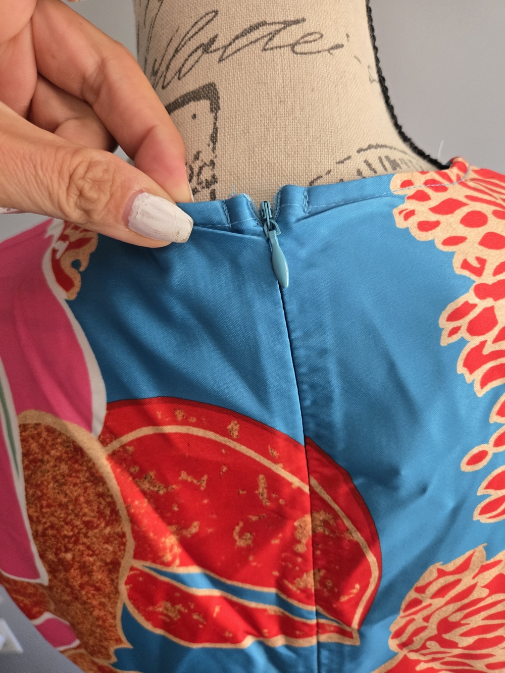 Turquoise Floral V-Neck Maxi Dress - Picture 6 of 8